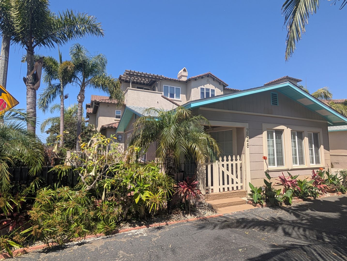 Carlsbad Apartment: 2548-2554 State St