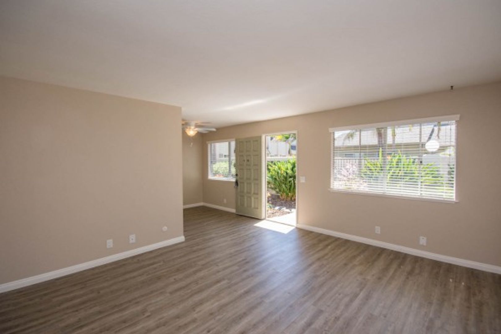 Carlsbad Apartment: 2585 Jefferson Street