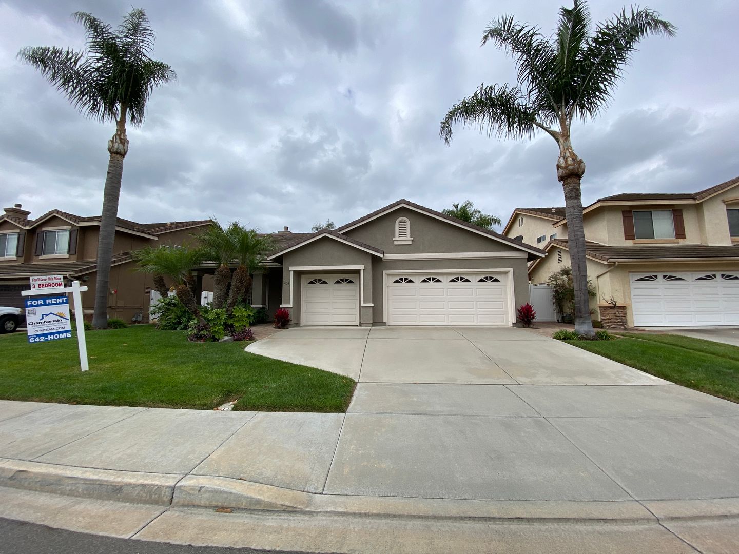 Oceanside House: 409 Lexington Circle