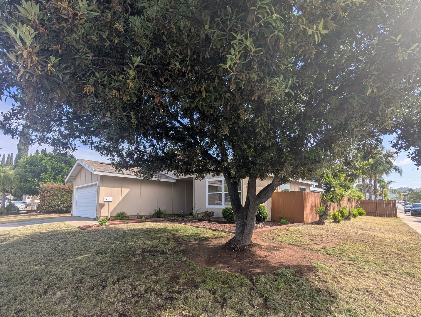 Escondido House: 1252 Conway Dr