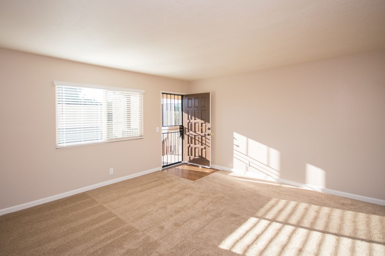 Carlsbad Apartment: 1031 Palm Ave.
