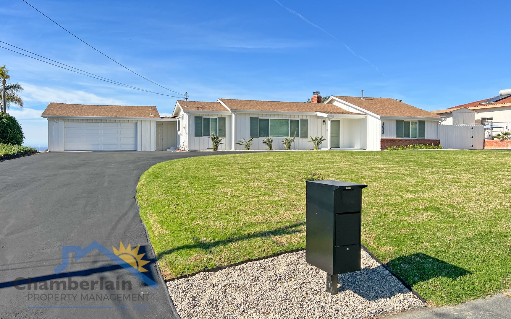 Carlsbad House: 4033 Skyline Rd