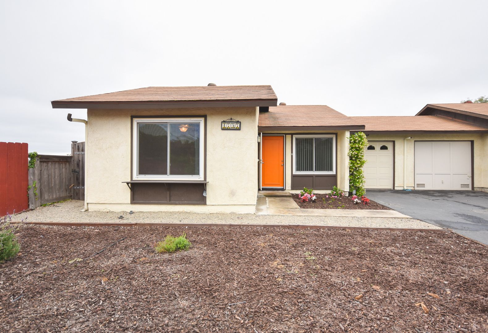 Oceanside House: 4757 Mystik Rd