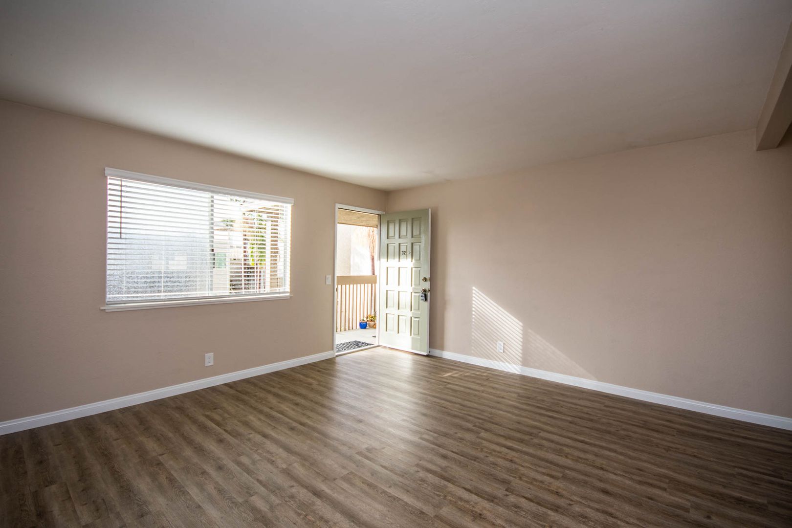Carlsbad Apartment: 2585 Jefferson Street