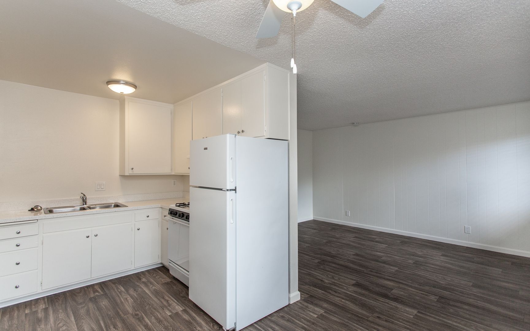 Carlsbad Apartment: 2664 Jefferson St