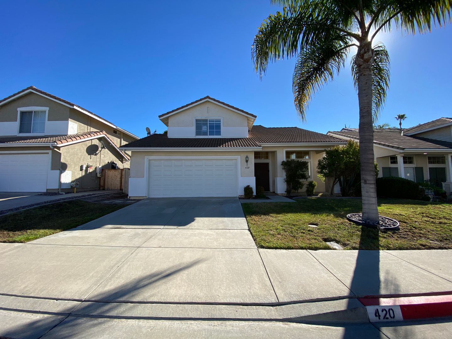 Oceanside House: 420 Primrose Way