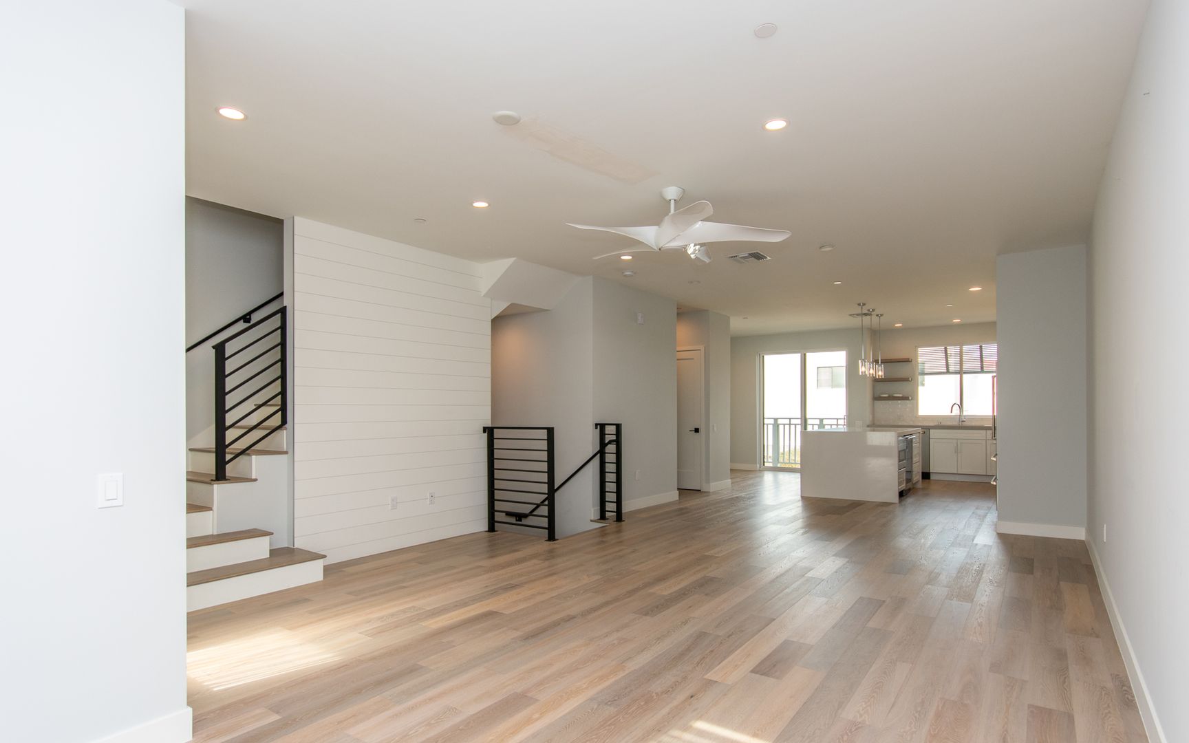 Carlsbad House: 3353 Tyler St