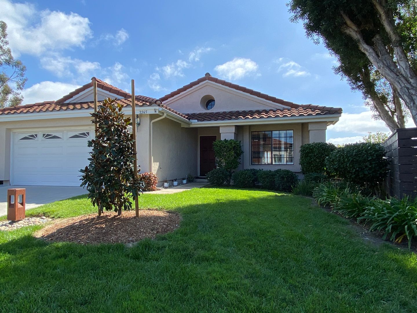 Cardiff House: 2265 Lagoon View Dr