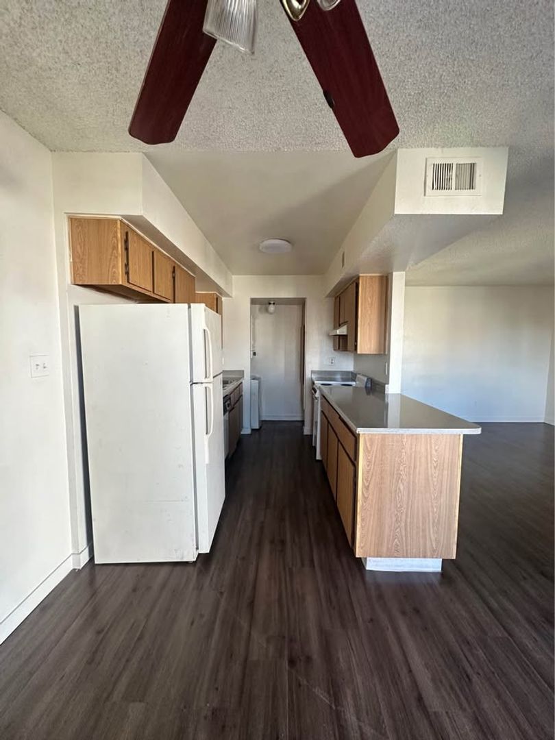 Mesa Apartment: 1812 N. Country Club Drive