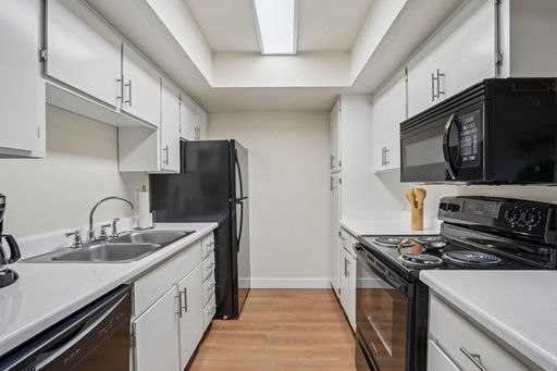 Gilbert Greens-Upgraded Spacious 2x2 with Washer & Dryer ** Ask About Our Move In Specials! – photo 1