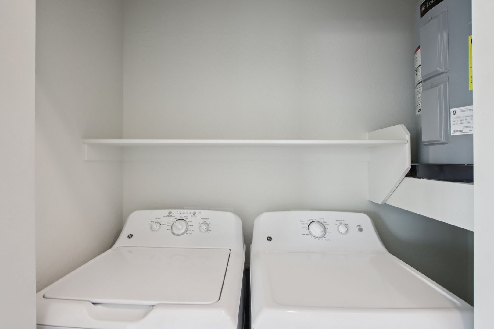 Laundry room at DC Heights (2 of 2)