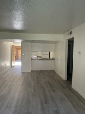 2454 W. Campbell Ave, APT-231 – photo 1