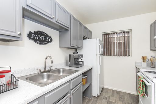 Whispering Willows- Lovely One Bedroom Home Available! – photo 1