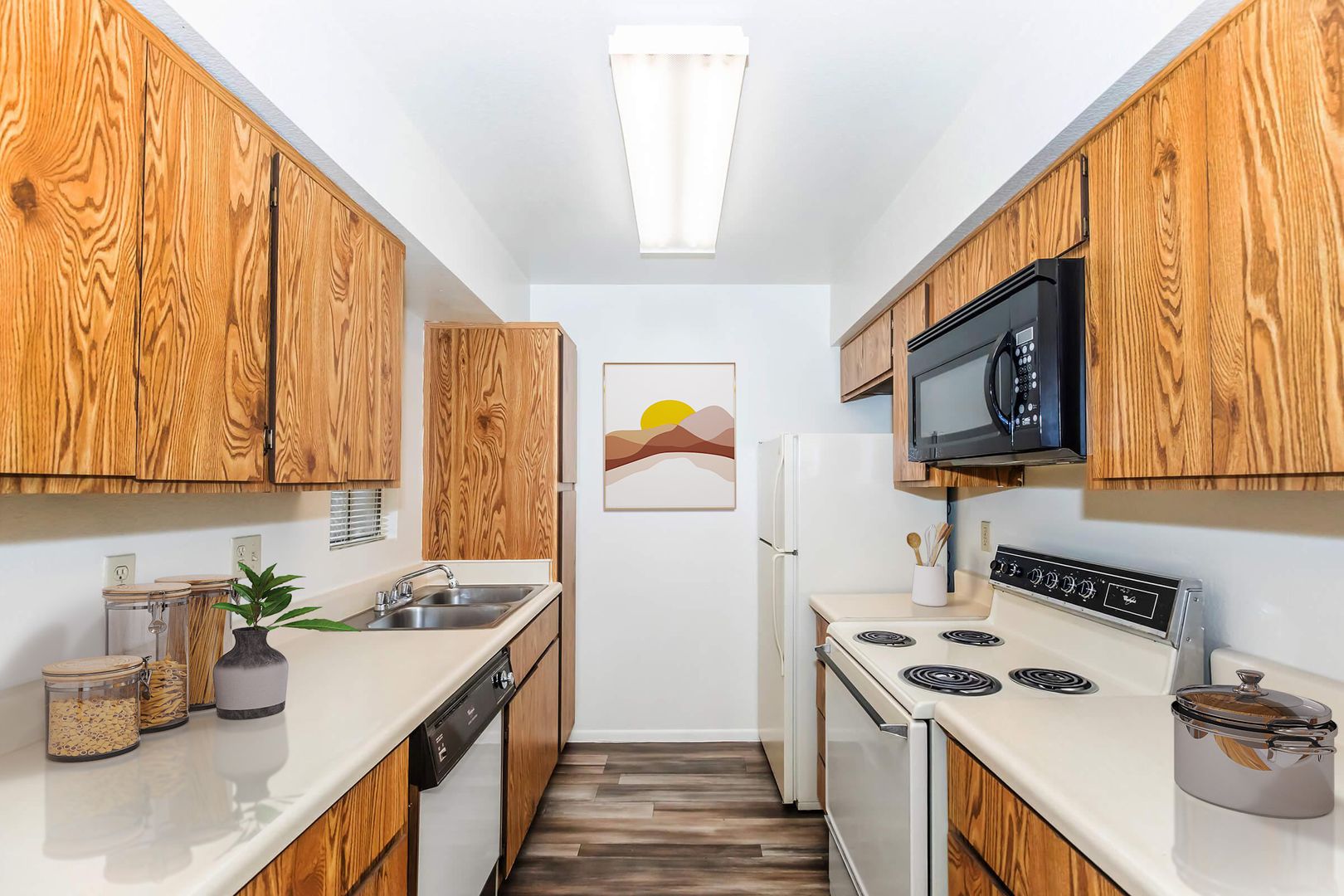 Sand Dollar Apartments 9 of 12