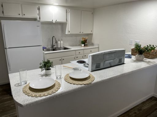A1: 1 Bedroom 1 Bathroom Apartment – photo 1