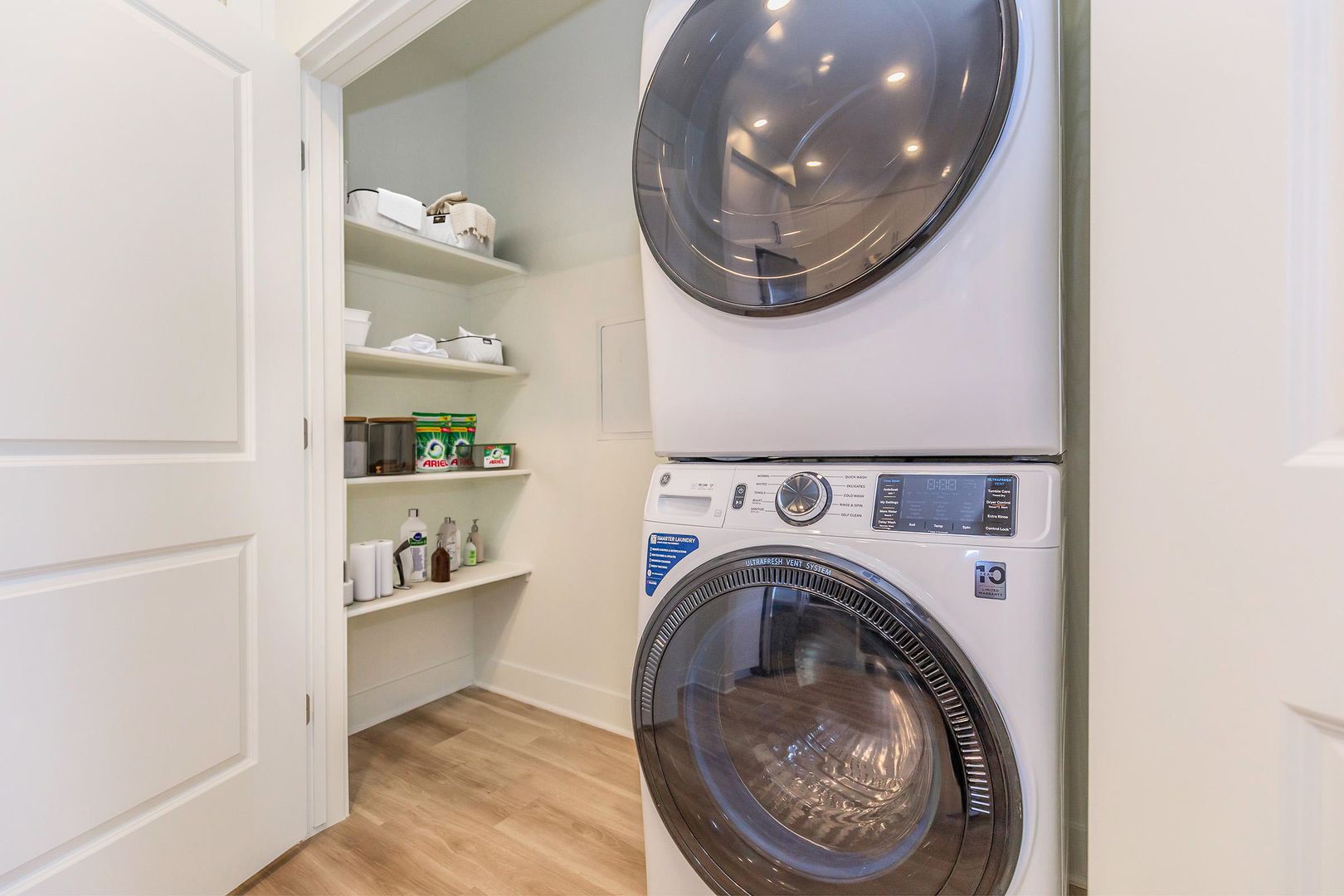 Laundry room at Onyx Uptown (1 of 3)