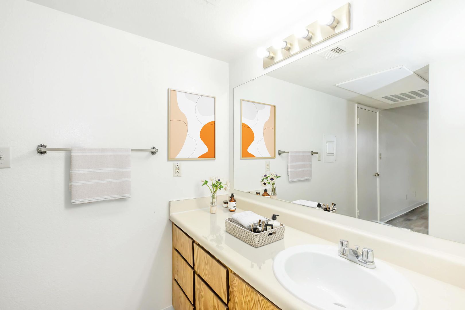 Sand Dollar Apartments 7 of 10