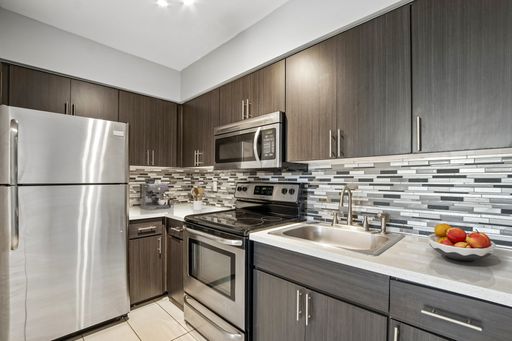 The Austin — 1 Bed / 1 Bath — 700 SF – photo 1
