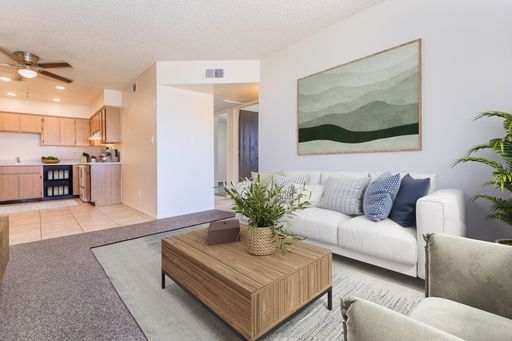 CHARMING CLASSIC APARTMENT HOME! – photo 1
