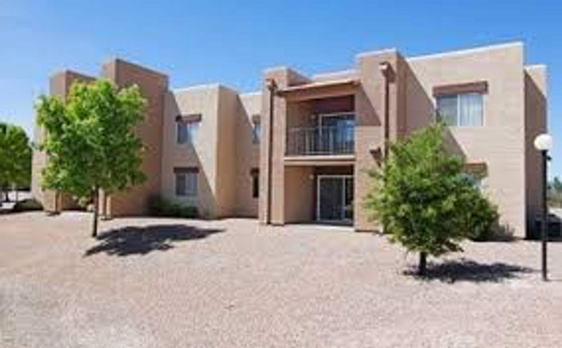 Willcox Townhome: 804 W Hoch Rd.