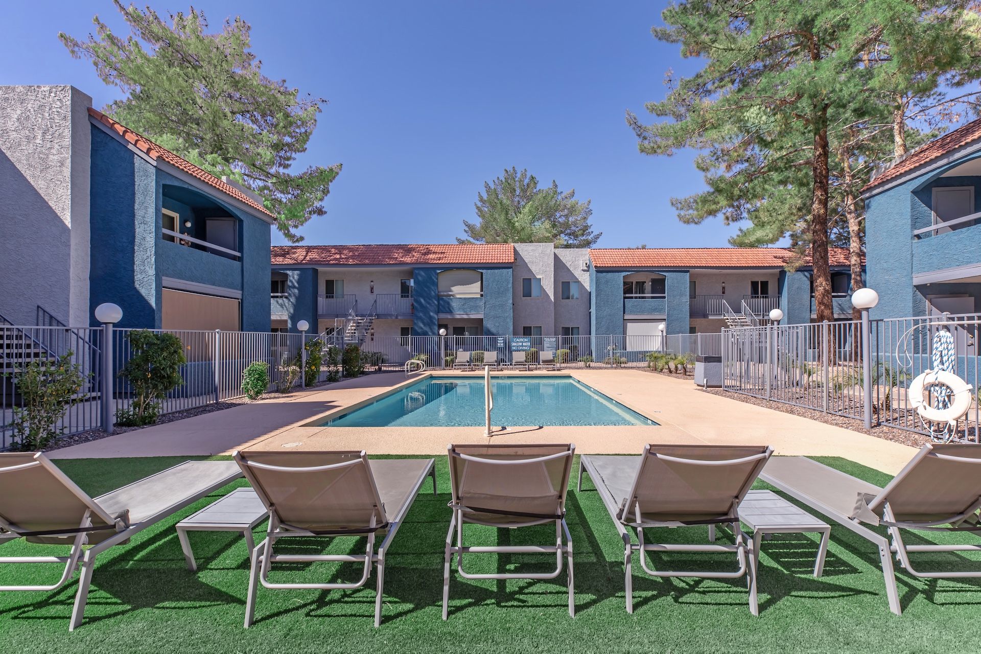 Pool at Gilbert Greens (7 of 7)
