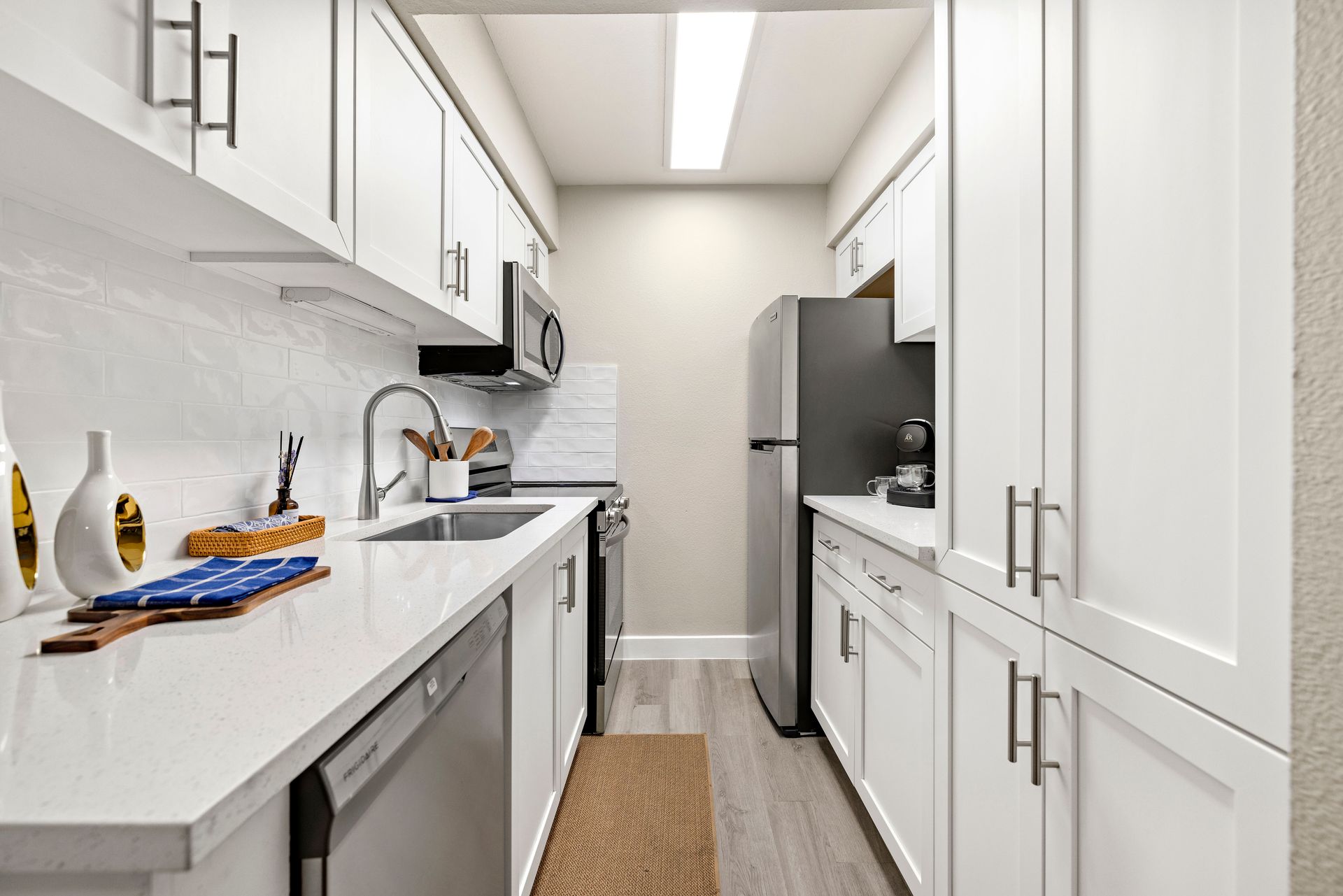 Tempe Apartment: 1330 W Broadway Rd.