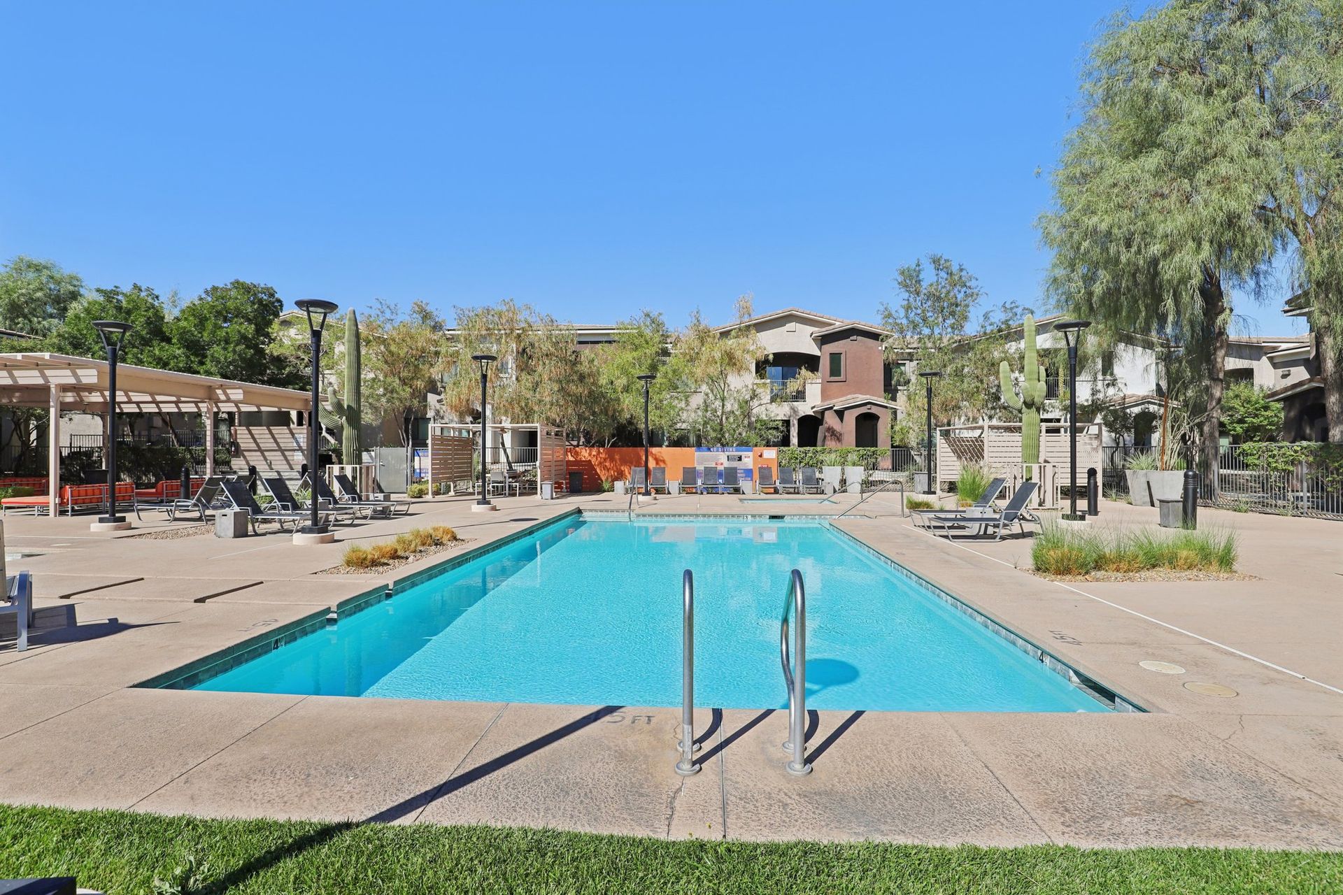 Pool at The Wyatt (7 of 8)