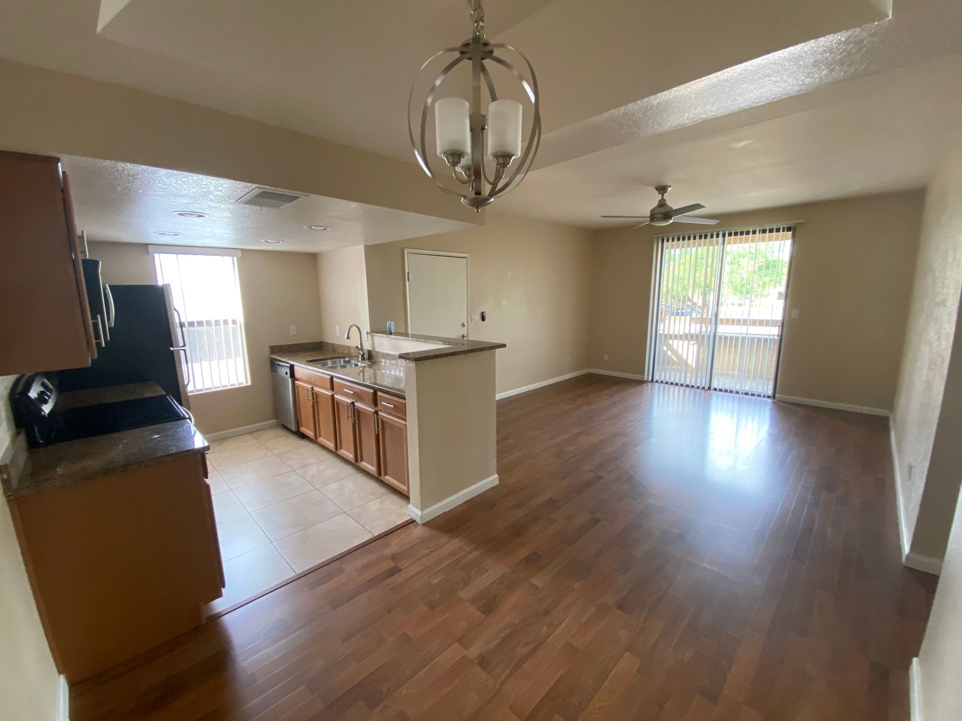 Tempe Apartment: 1125 E. Broadway Rd