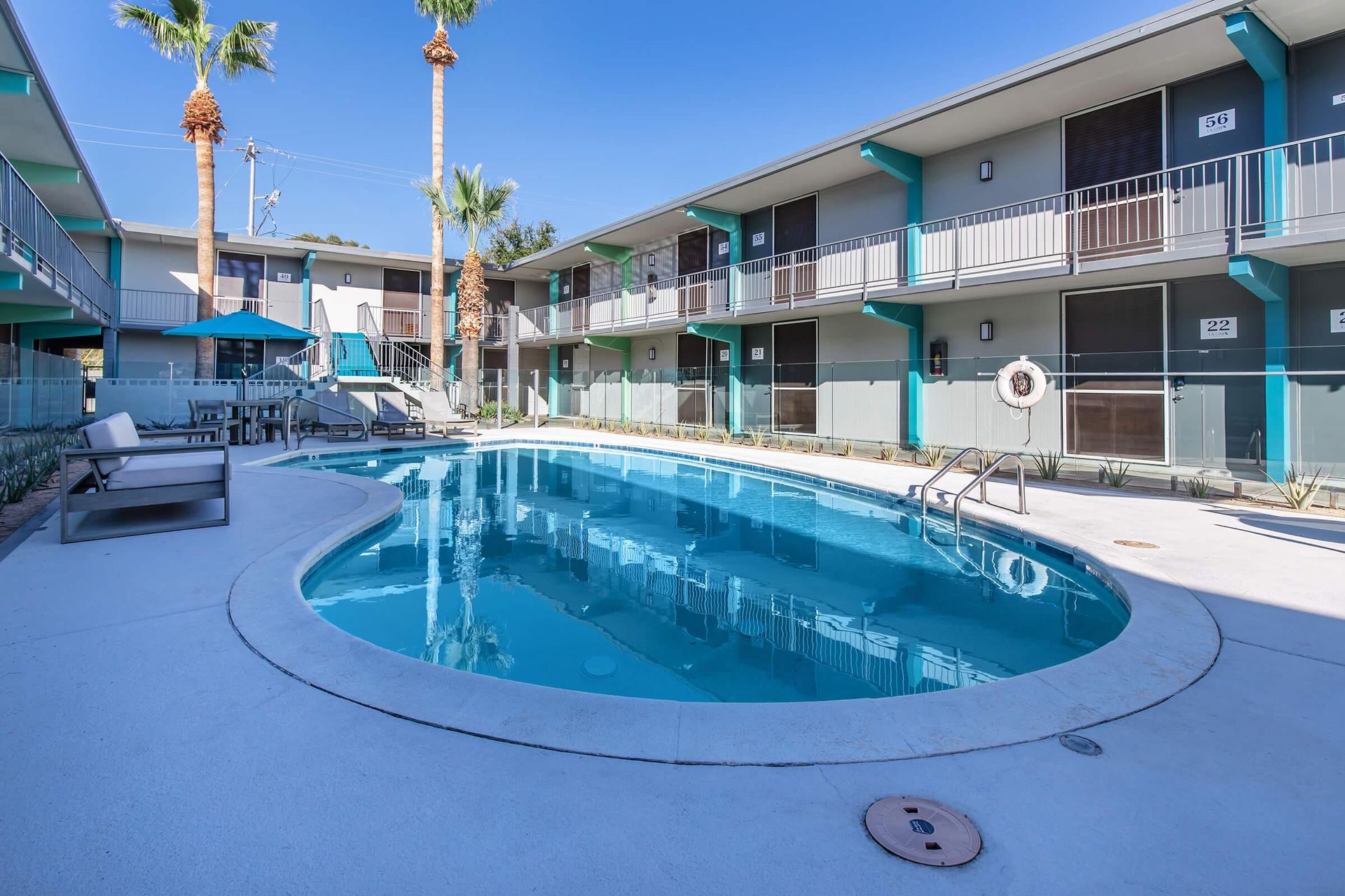 Pool at La Cima Apartments (6 of 6)