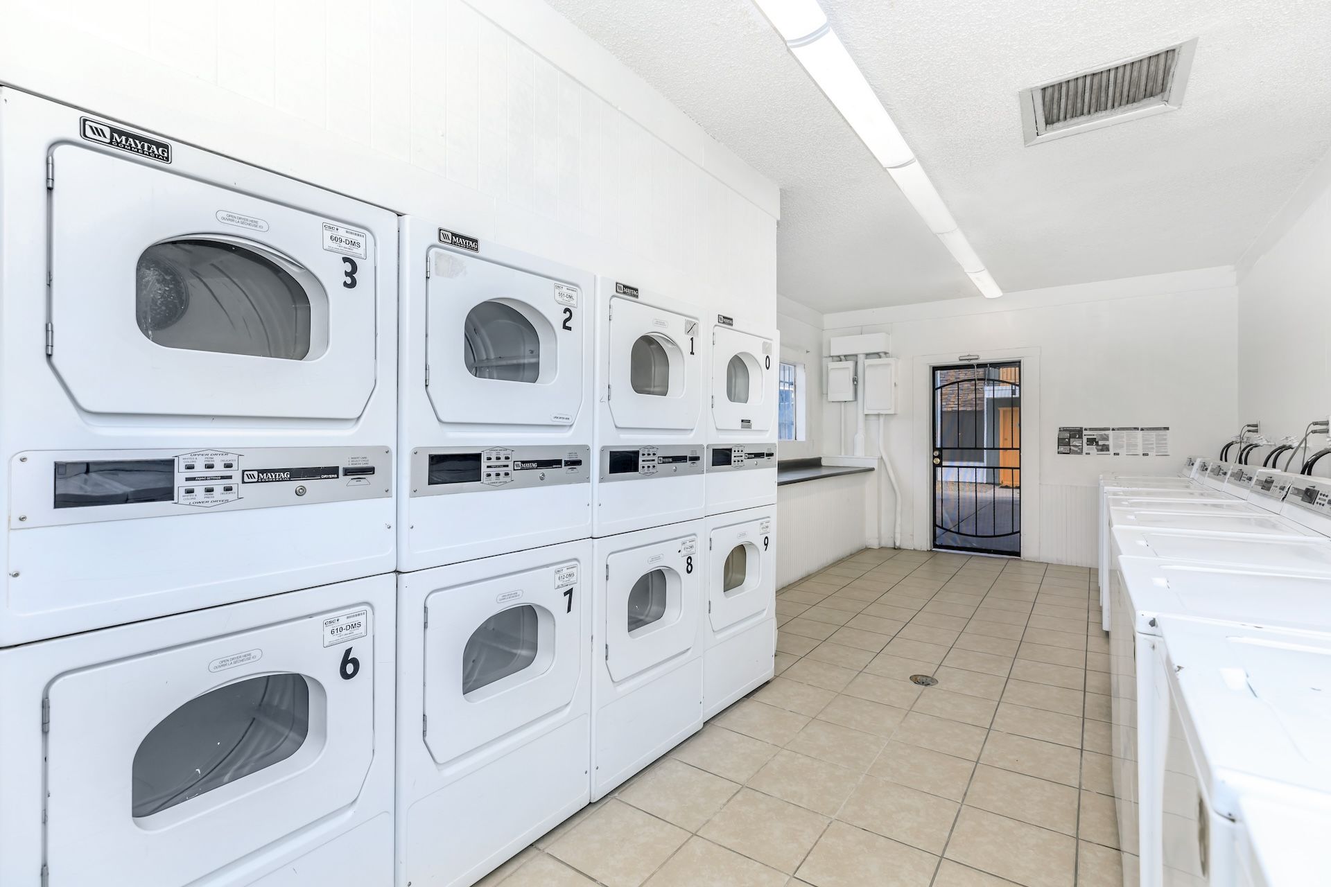 Laundry room at Palisade Park
