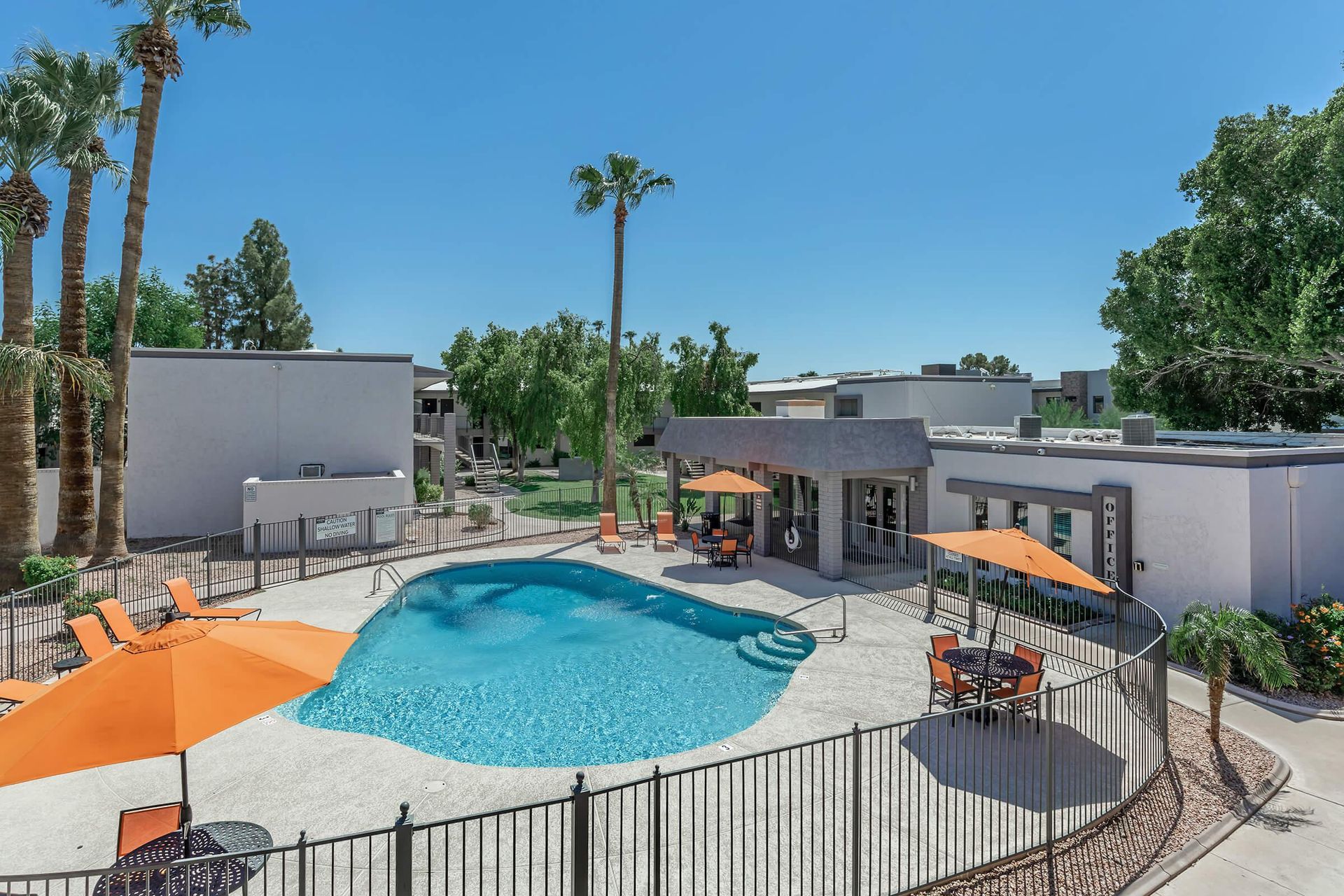 Pool at Vesta on 12th (6 of 7)