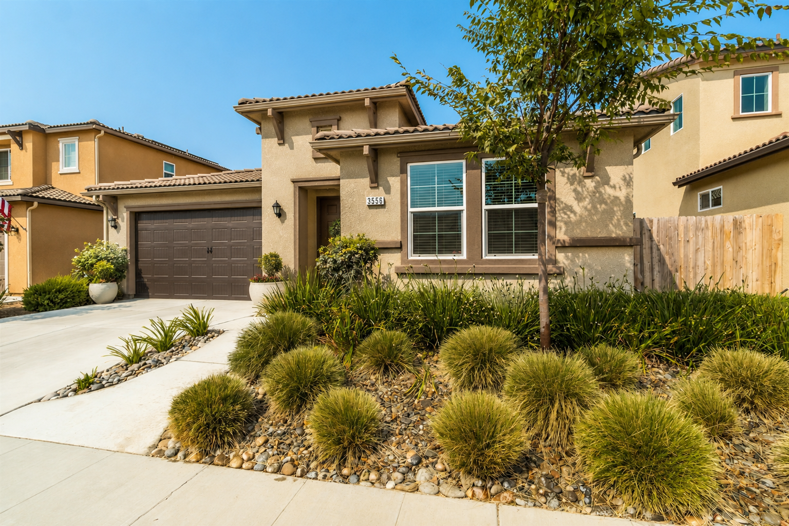 Clovis House: 3556 Cordova Avenue