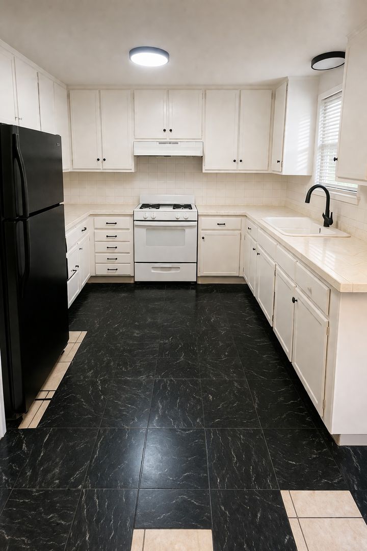 Fresno Apartment: 6075 N Poplar Avenue