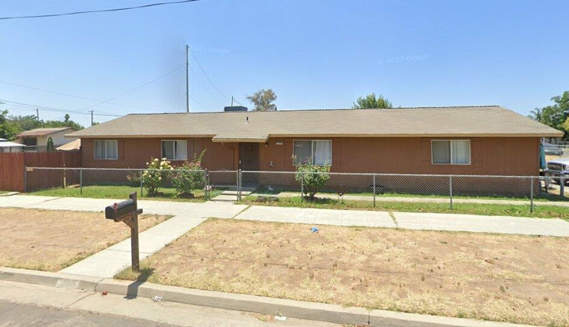 Fresno House: 7329 N San Pablo Avenue