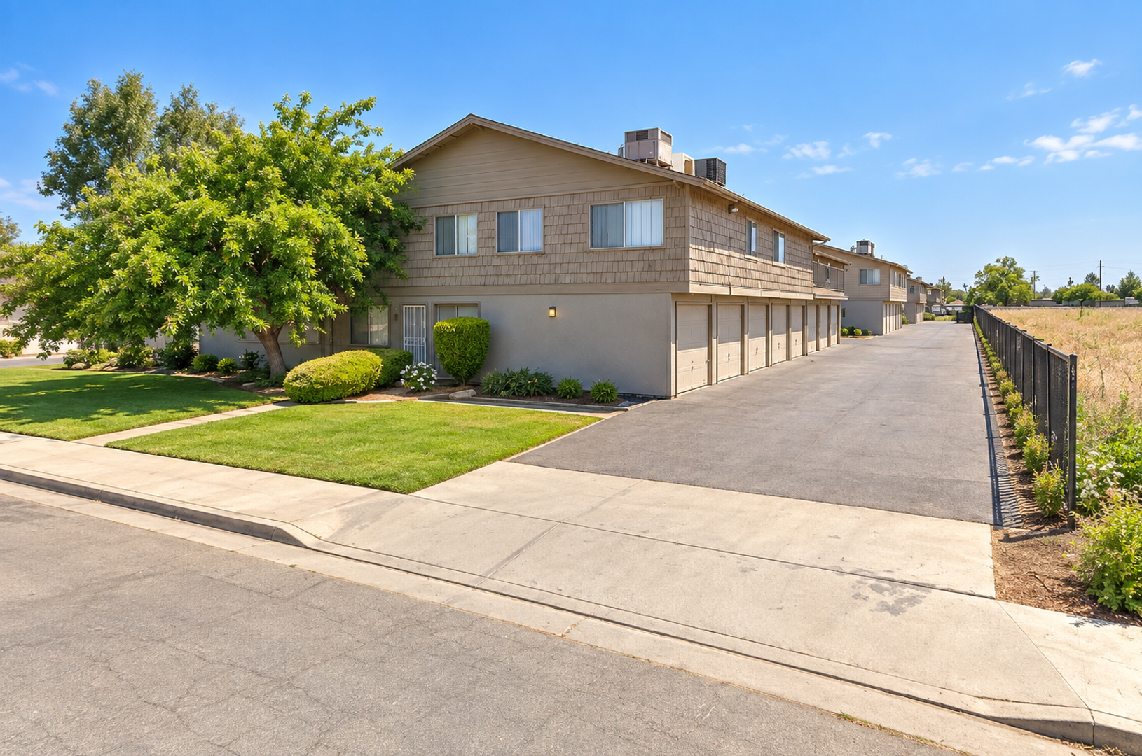 Madera Apartment: 700 Green Way