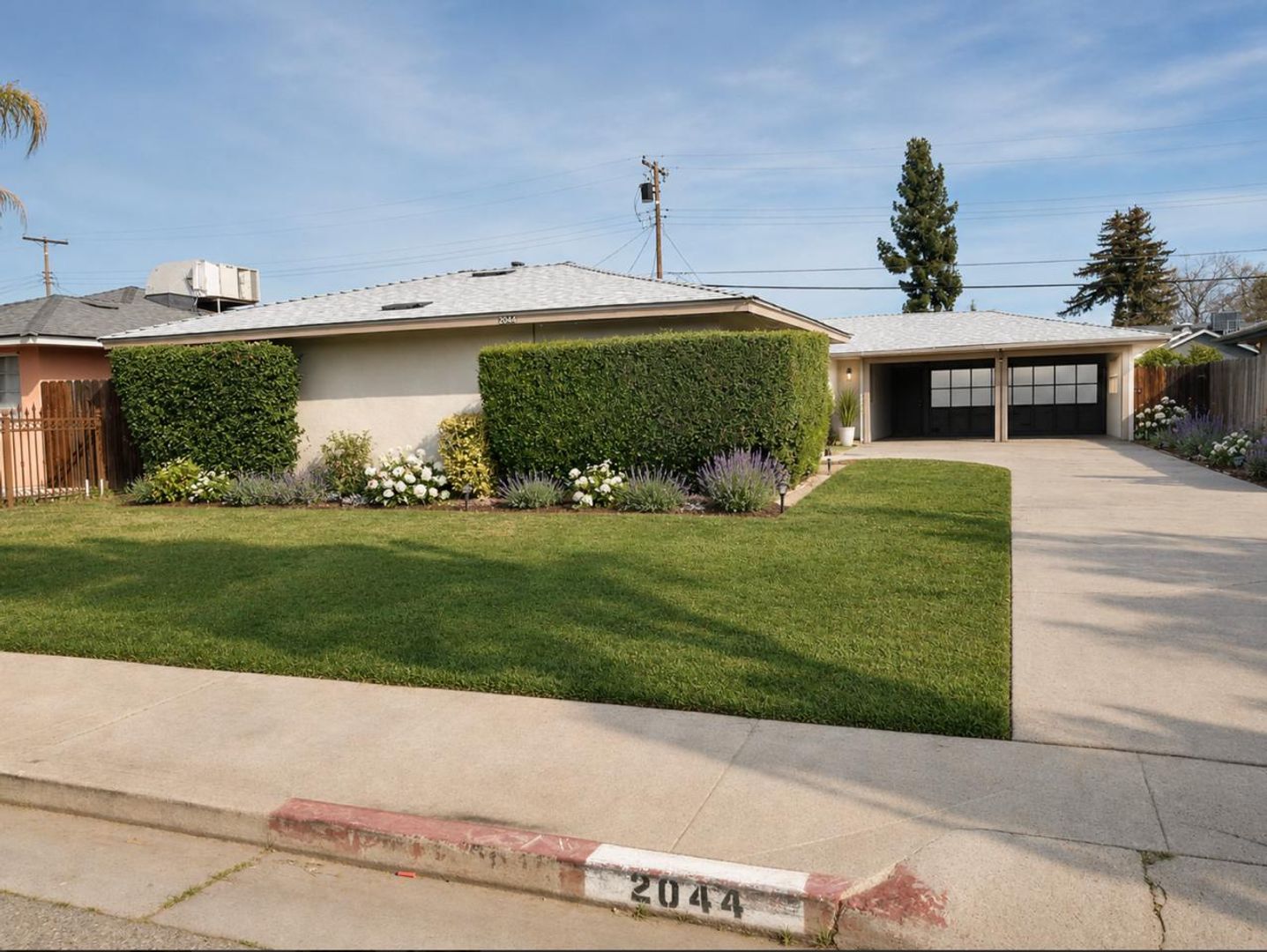 Fresno Apartment: 2044 Mayfair Dr W