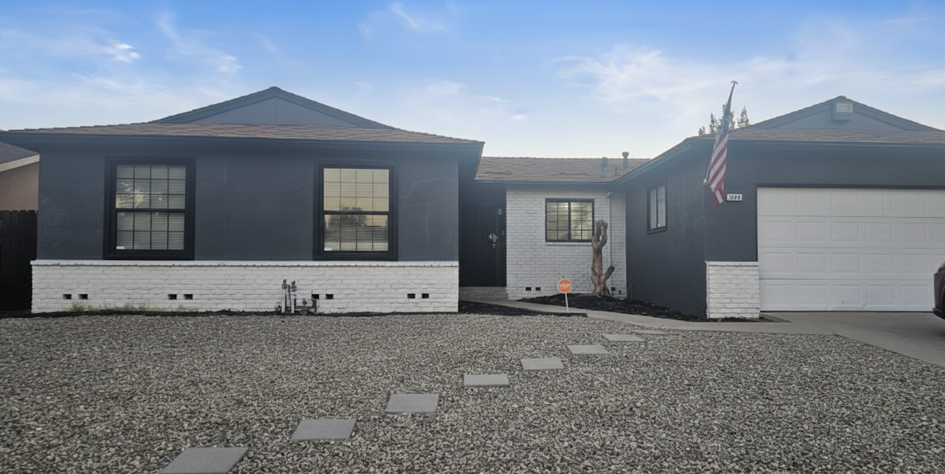 Clovis House: 2248 Sunnyside Avenue