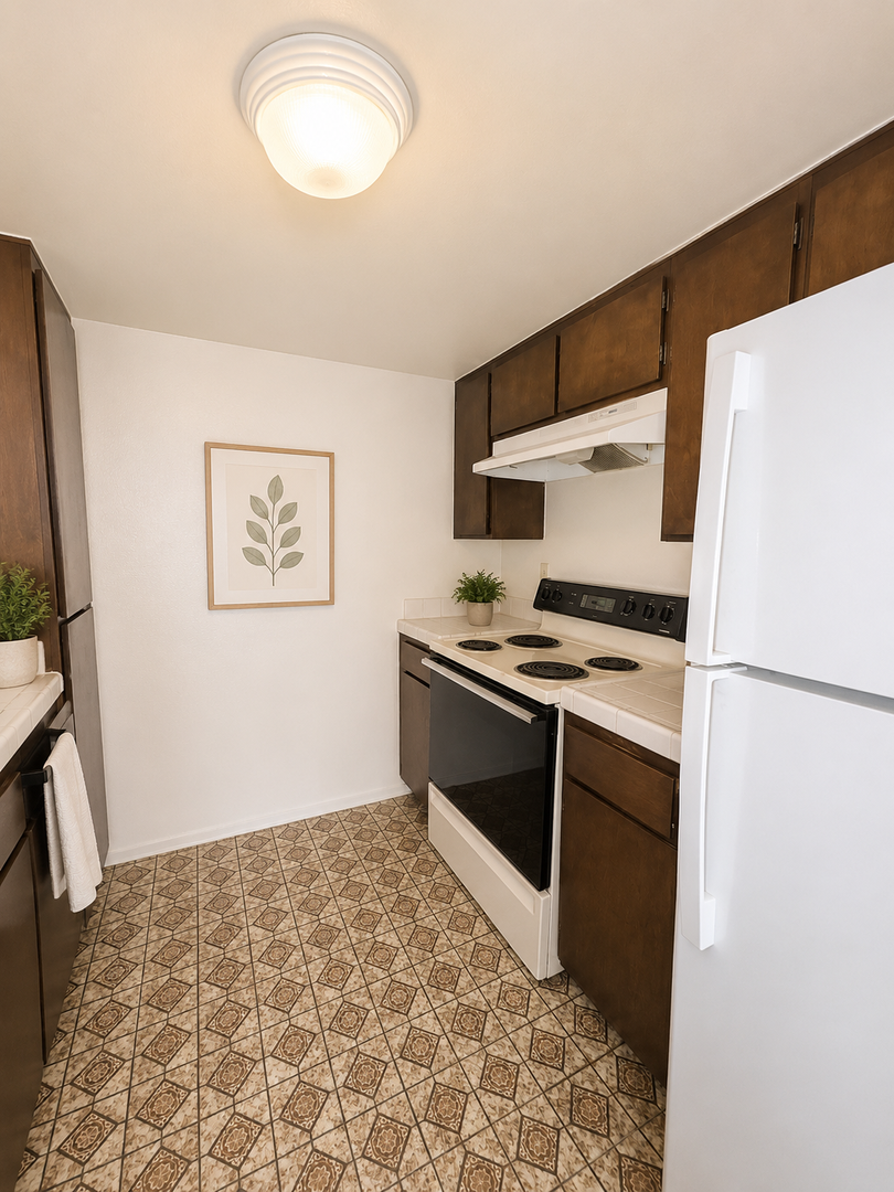 Madera Apartment: 821 Green Way