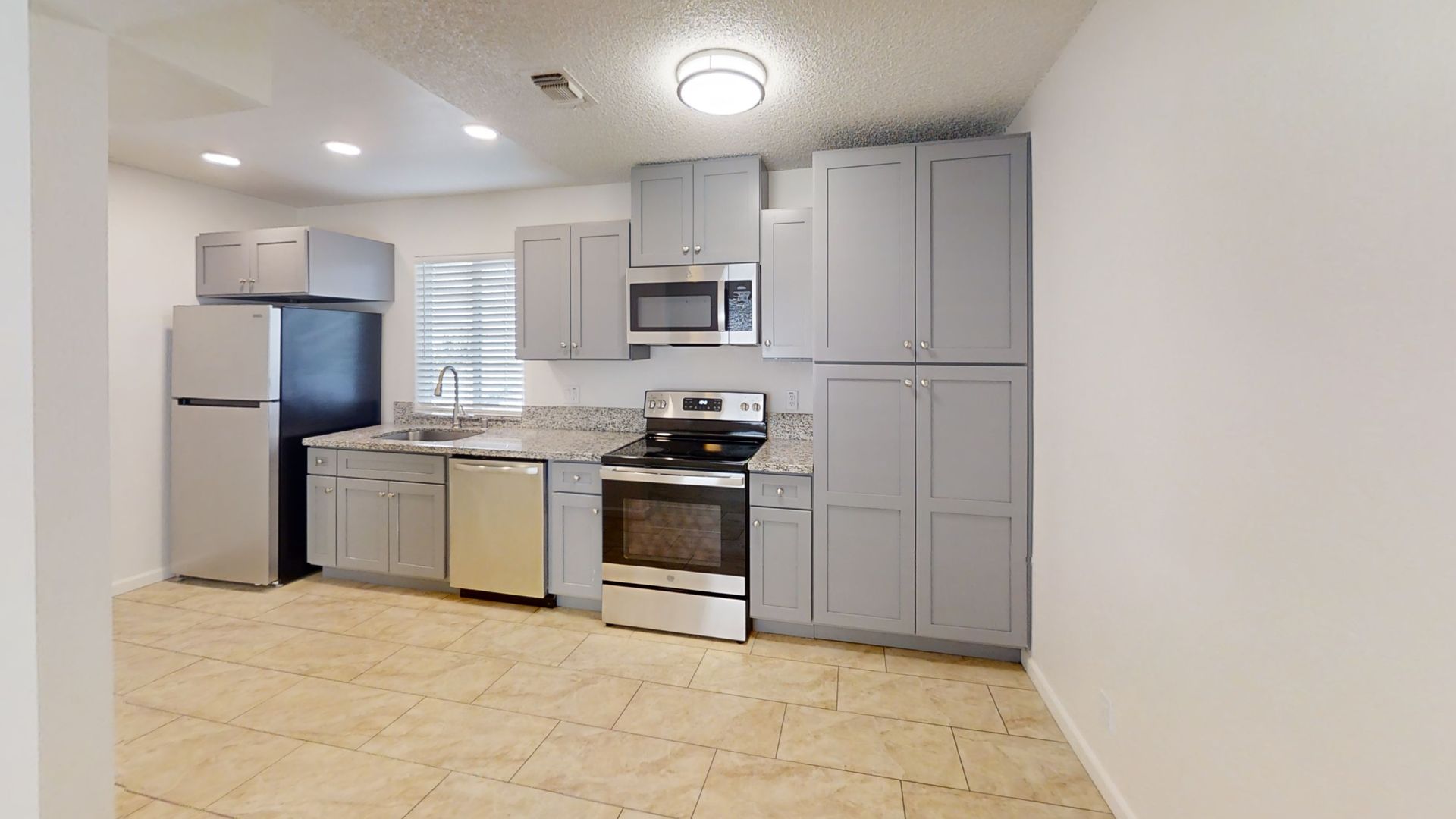 Fresno Apartment: 205 N Mariposa Street