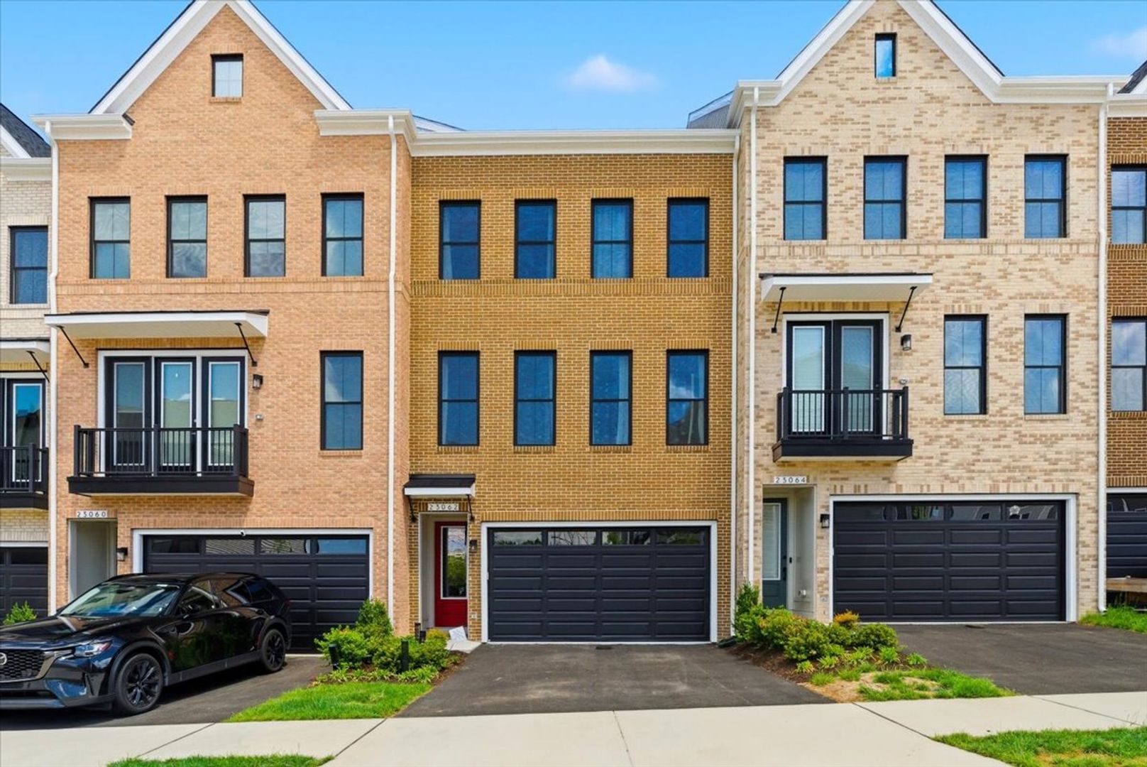 Brambleton Townhome: 23062 Copper Tree Ter