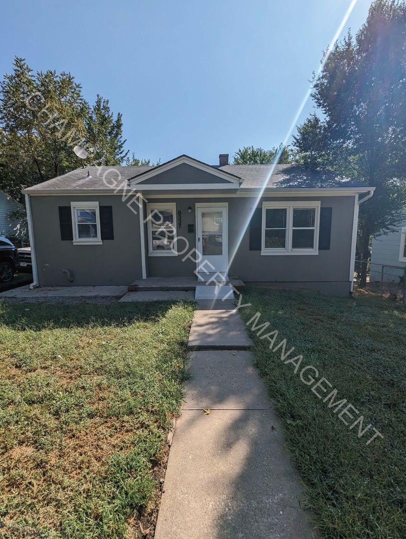 Kansas City House: 8337 Olive Street
