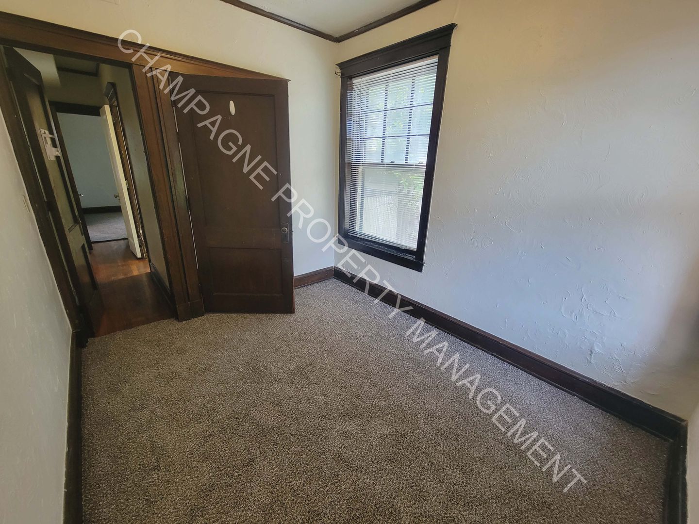 Kansas City Apartment: 618/620 W. 39th Terrace