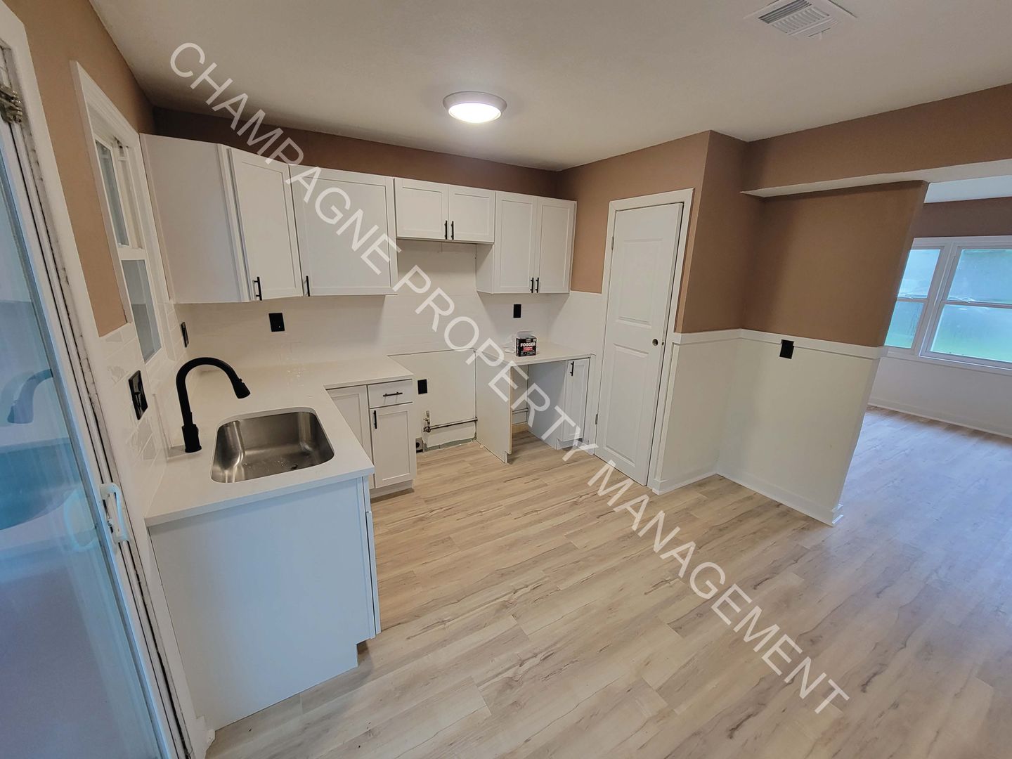 Kansas City House: 11227 Eastern Ave