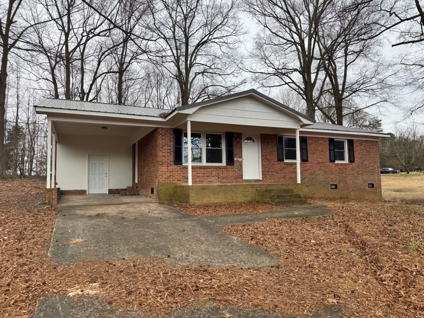 Kings Mountain House: 217 Bridges Circle