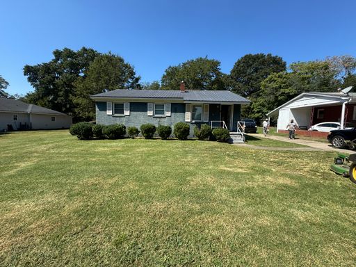 3 Bed 1 Bath Rental at 608 Hamrick Street, Shelby, NC – photo 1