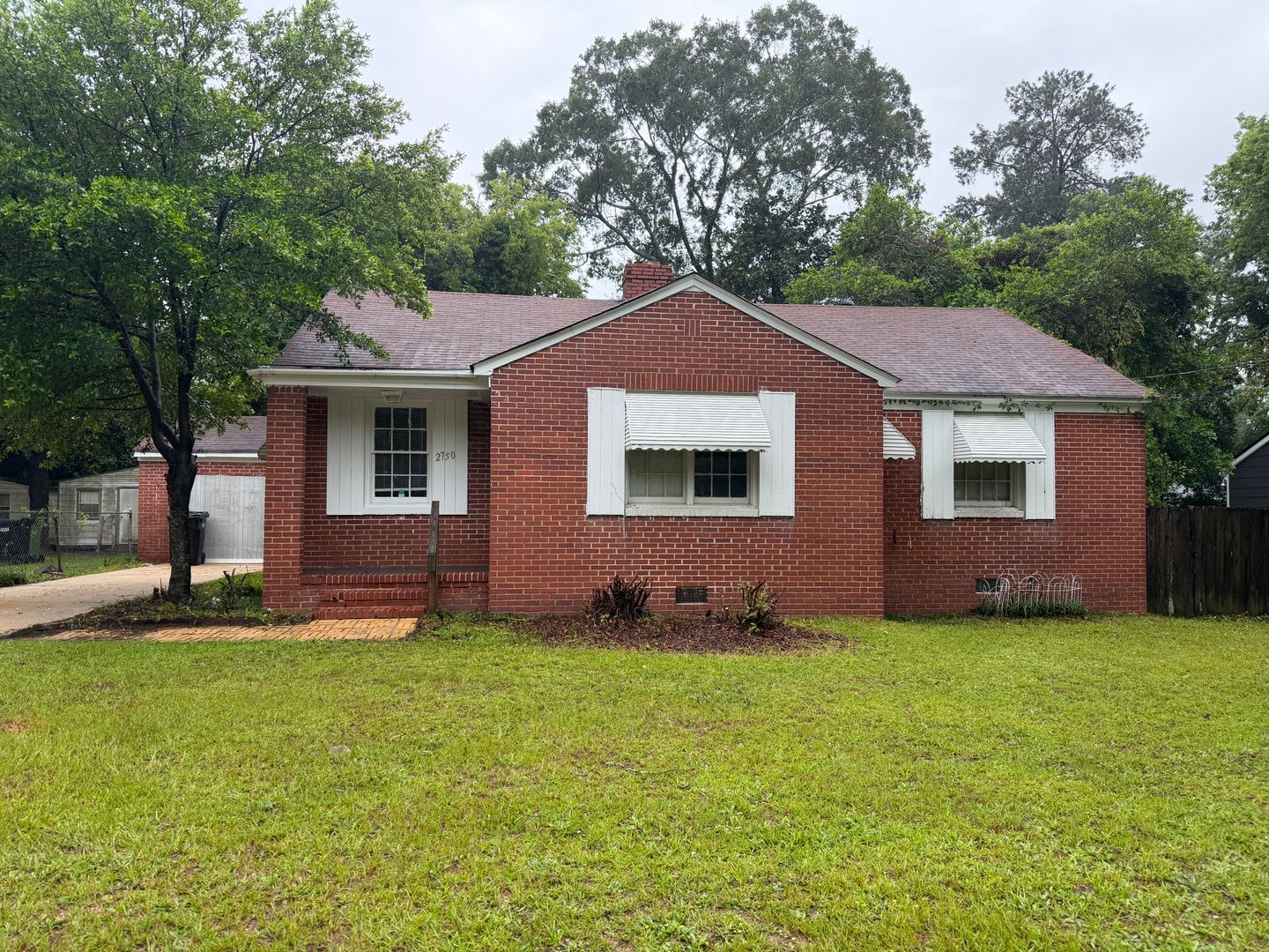 Columbus House: 2750 Mimosa St