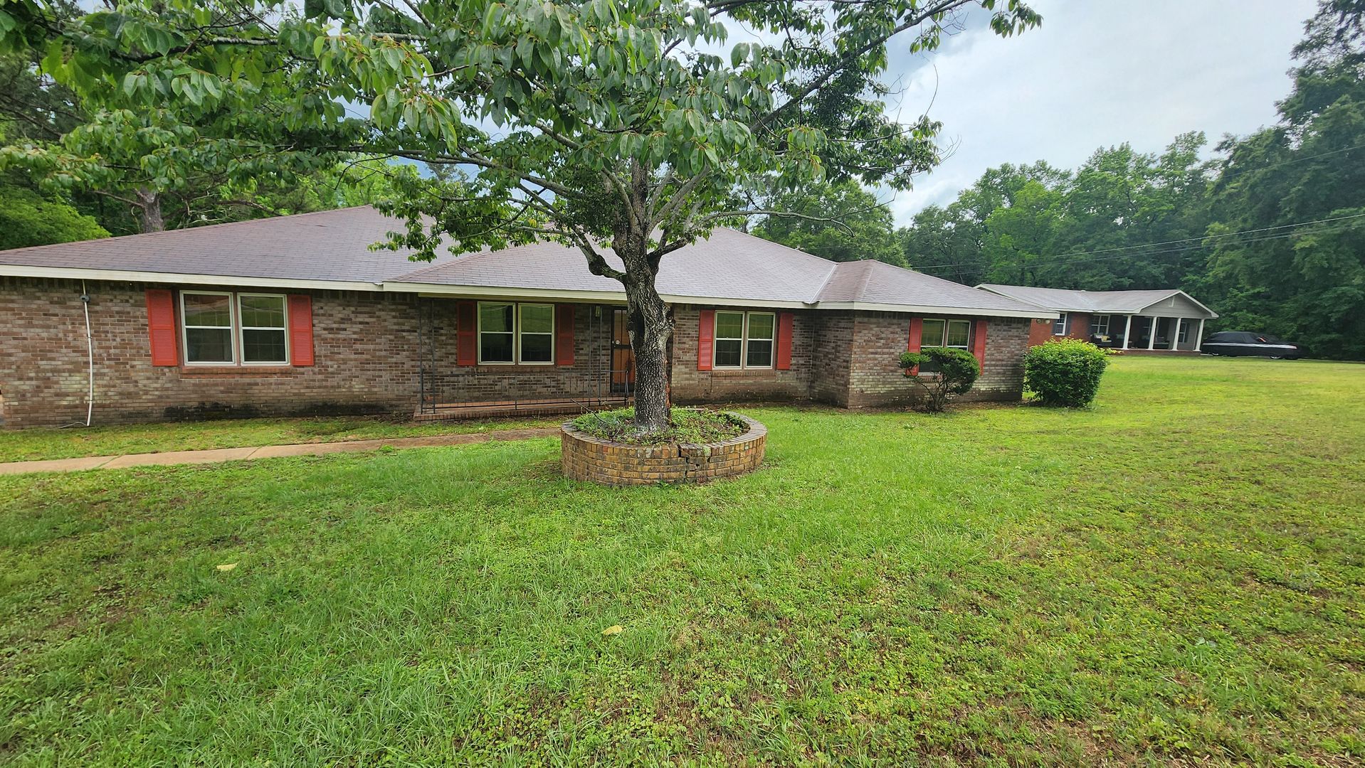 Phenix City House: 2905 7th St