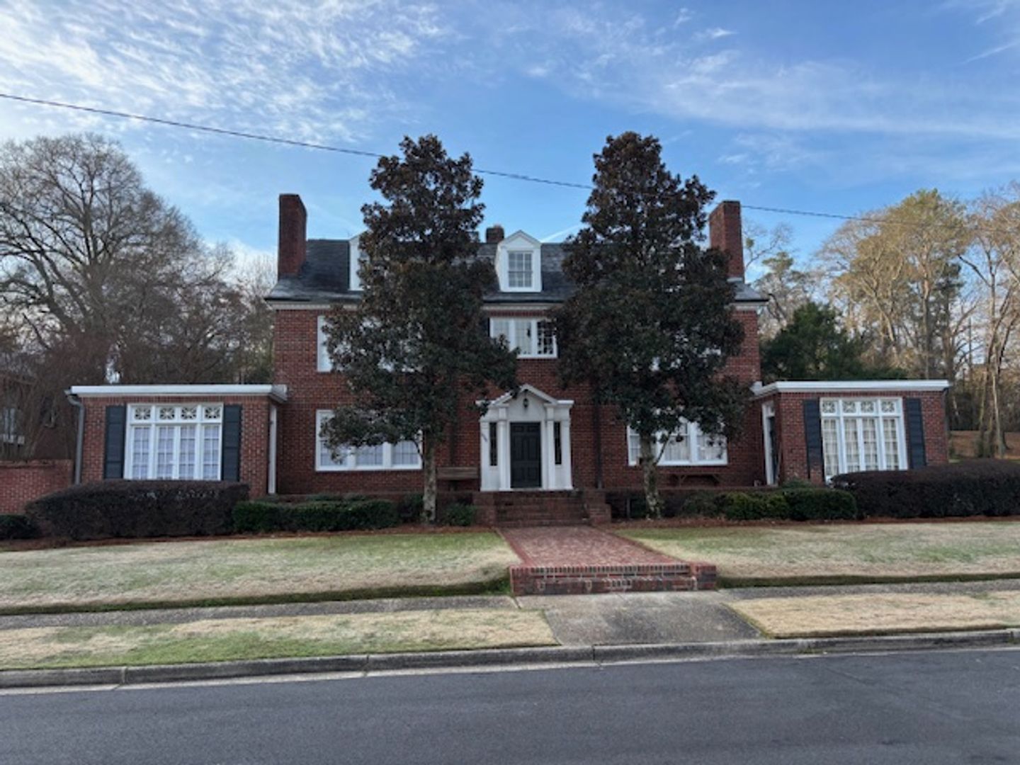 Columbus Apartment: 1600 Boulevard Street