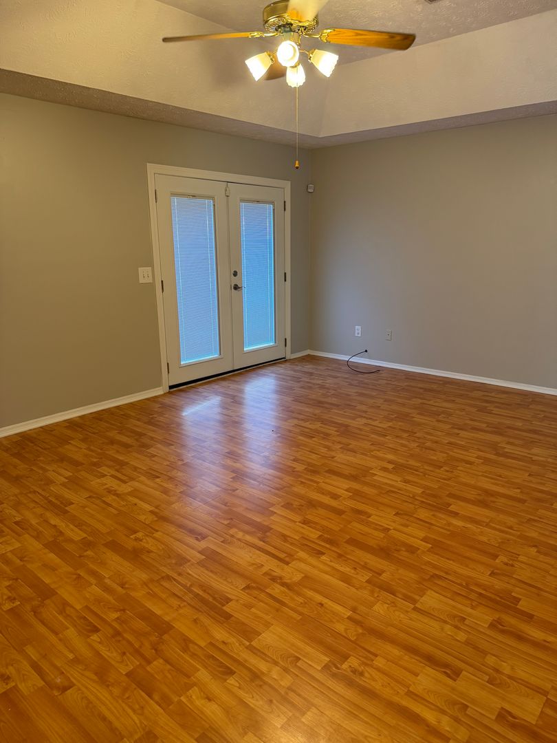 Columbus House: 2203 Hunter Court