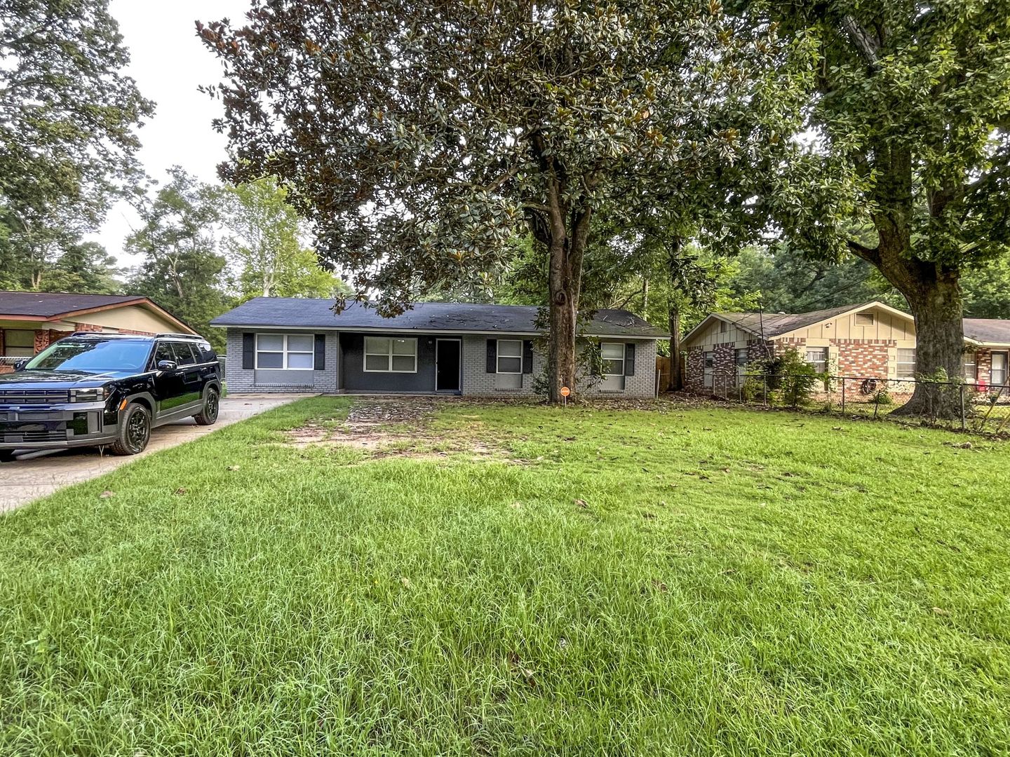 Columbus House: 2031 Wellborn Drive